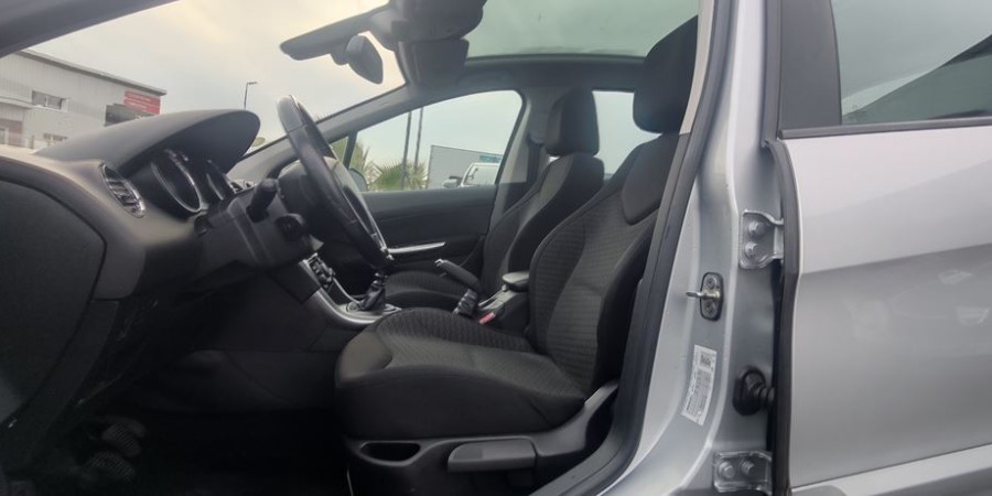 Peugeot 308 I PHASE 2 1.6 HDI 112 CV / ALLURE