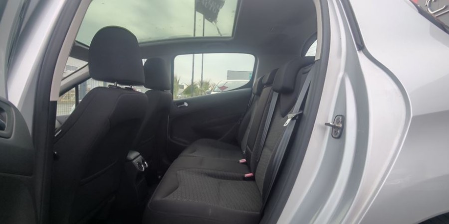 Peugeot 308 I PHASE 2 1.6 HDI 112 CV / ALLURE