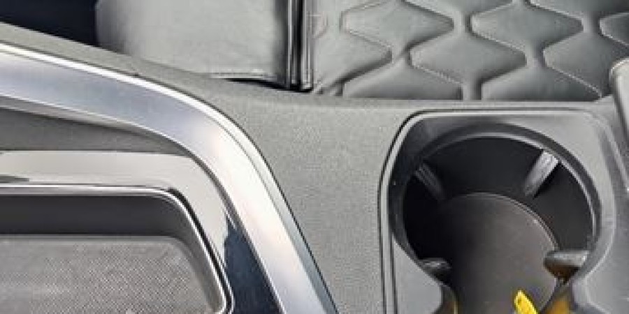 Peugeot 3008 II S&S EAT6 2.0 BLUE-HDI 180 / GT