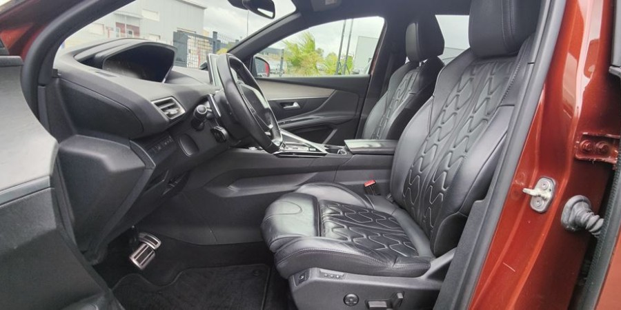 Peugeot 3008 II S&S EAT6 2.0 BLUE-HDI 180 / GT