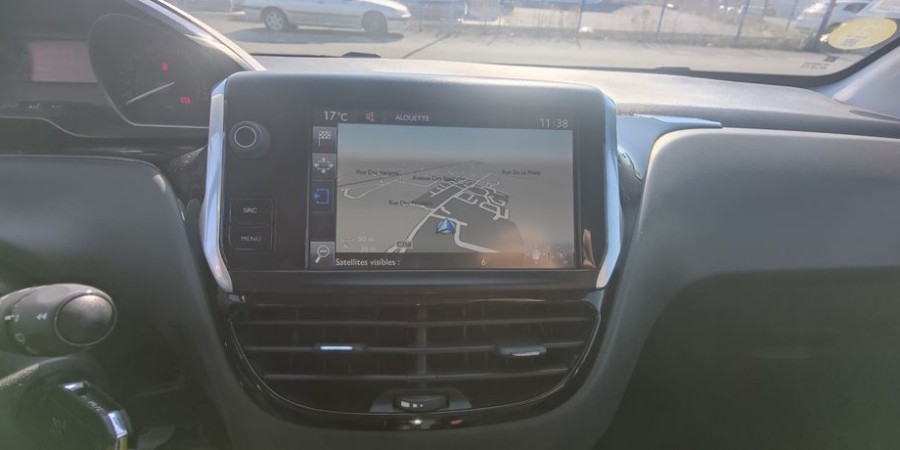 Peugeot 208 PHASE 2 JEUNE PERMIS 1.6 BLUEHDI 75 CV S&S / ACTIVE