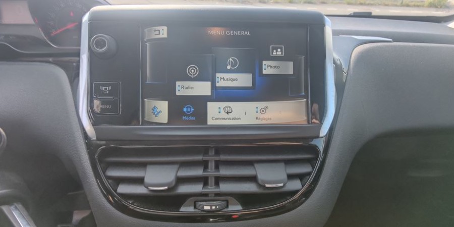 Peugeot 208 1.6 E-HDI 92 CV SOCIETE PACK CD CLIM / AFFAIRE