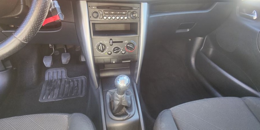 Peugeot 207 TRENDY 1.4 VTI 95 CV