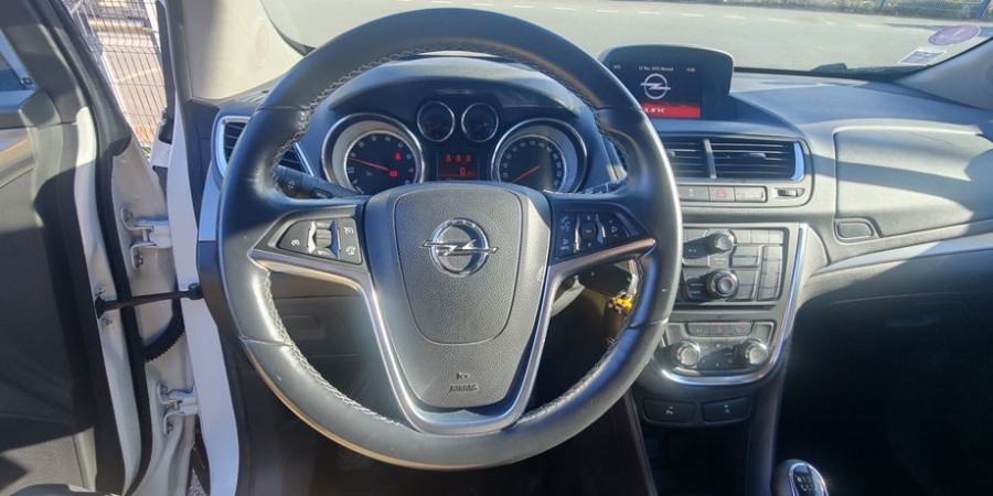 Opel Mokka 1.4L 140 CV TURBO / COLOR EDI