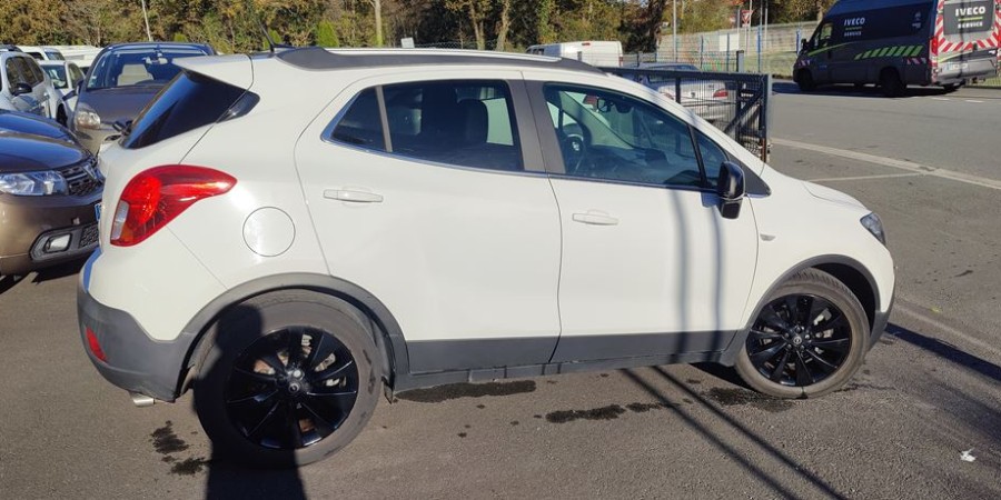 Opel Mokka 1.4L 140 CV TURBO / COLOR EDI