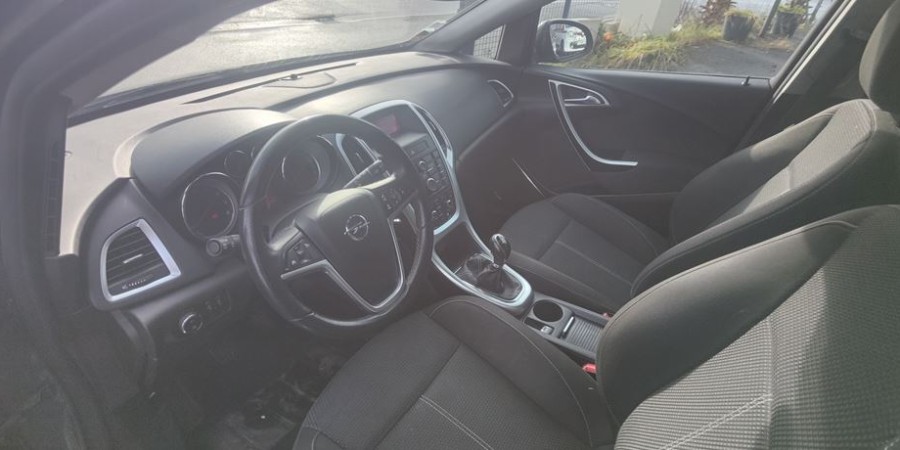 Opel Astra J / KIT CHAINE NEUF 1.4I TURBO 140