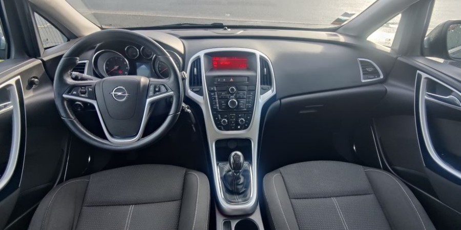 Opel Astra J / KIT CHAINE NEUF 1.4I TURBO 140