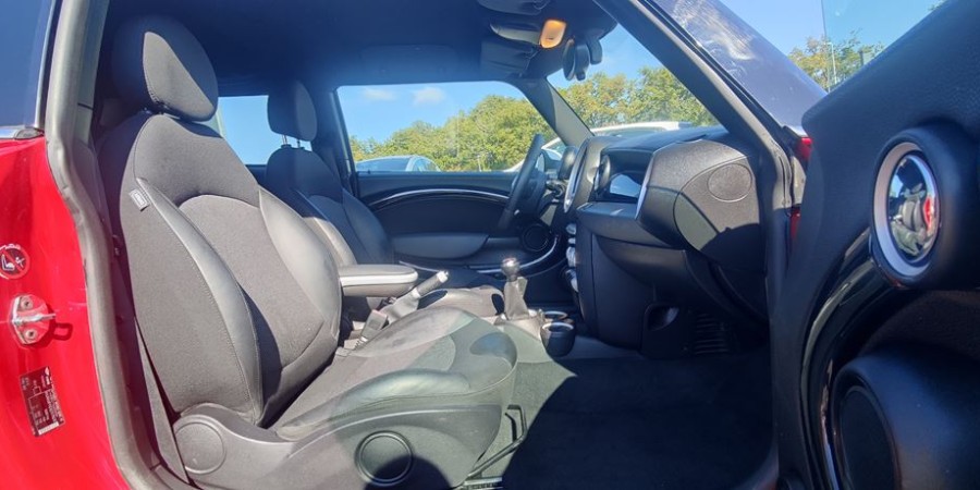 Mini John Cooper Works MINI R56 1.6L TURBO 211 CV / JCW