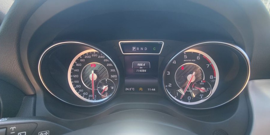 Mercedes A 45 GLA AMG 4 MATIC 2.0 L TURBO 360 CV / HARMAN KA