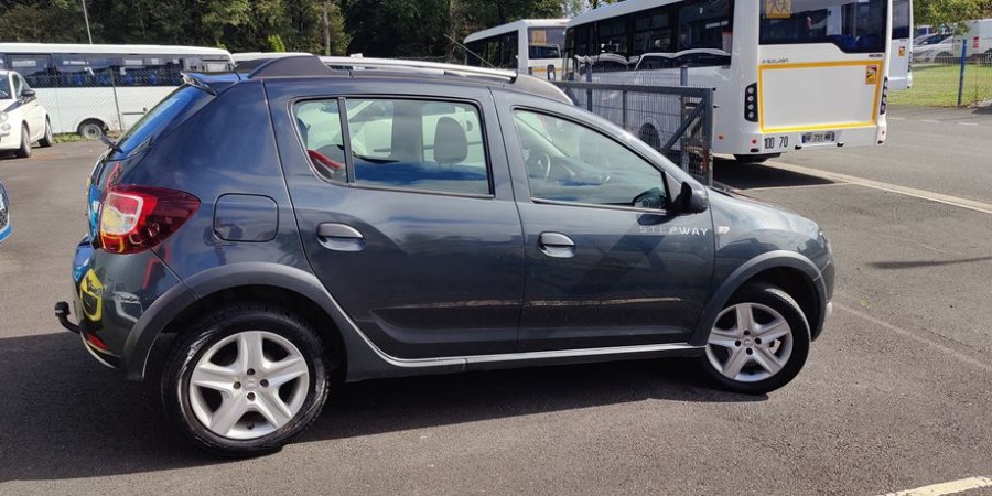 Dacia Sandero II 1.5 DCI 90 CV / STEPWAY