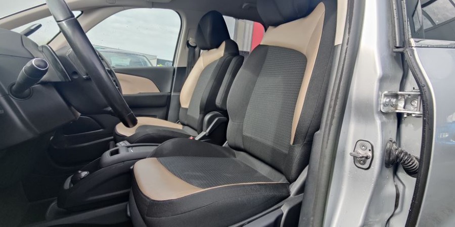 Citroën C4 Picasso II ETG 6 1.6 HDI 115 CV / EXCLUSIVE