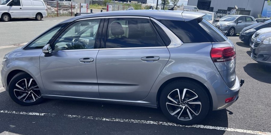 Citroën C4 Picasso II EAT6 1.6 BLUEHDI 120 CV / SHINE