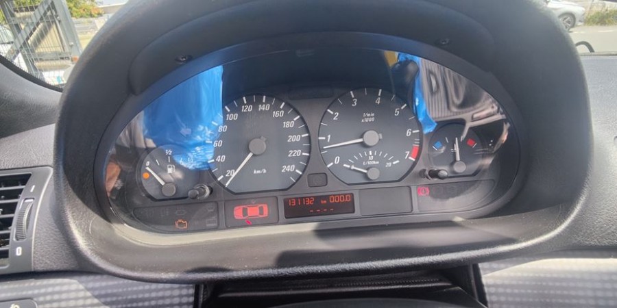 BMW Série 3 E46 Cabriolet 318 CI 150 / PREFERENCE