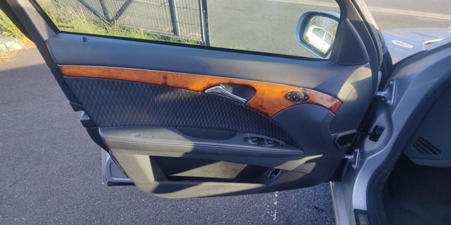 Mercedes Classe E 240 W211 2.6L V6 177 CV BVA / ELEGANCE