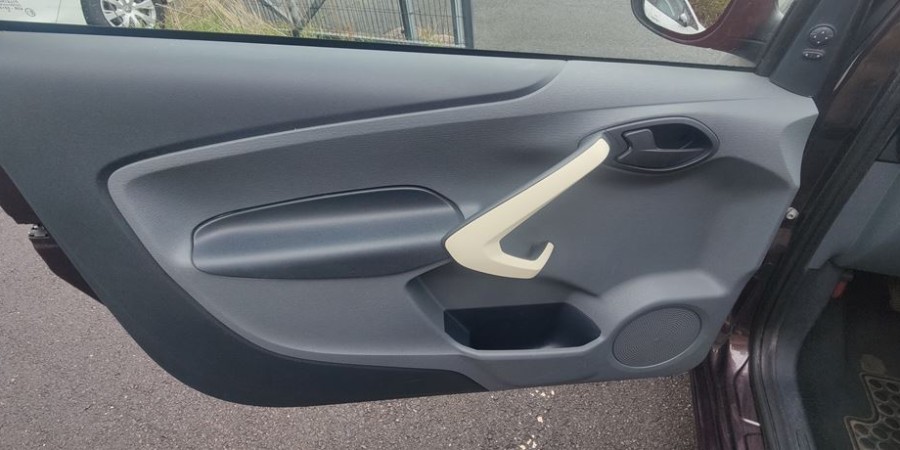 Ford Ka II 1.2 I 70 CV / CONFORT