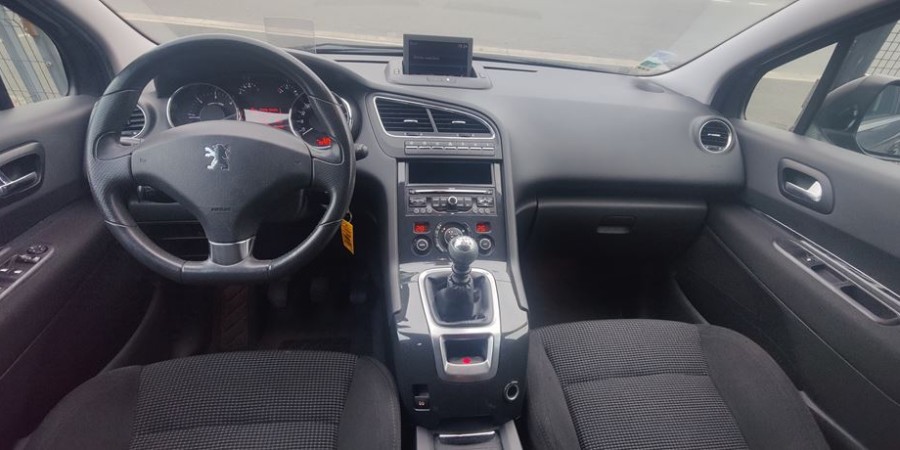 Peugeot 5008 1.6 HDI 112 CV / PACK BUSINESS