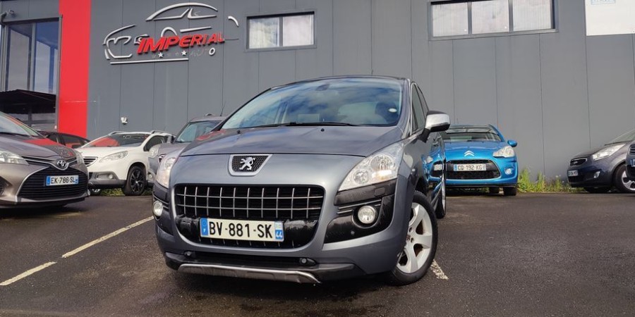 Peugeot 3008 1.6 HDI 112 CV / ALLURE