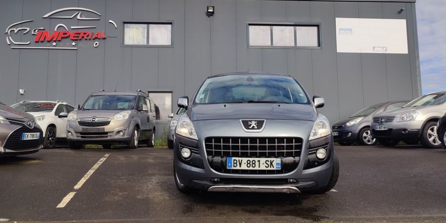 Peugeot 3008 1.6 HDI 112 CV / ALLURE