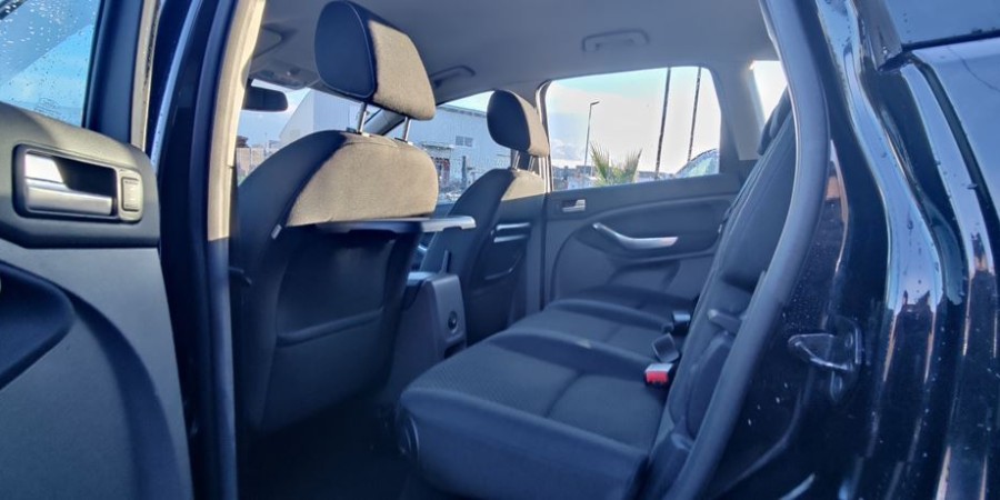 Ford Focus C-Max 2.0 I 145 16V / TITANIUM