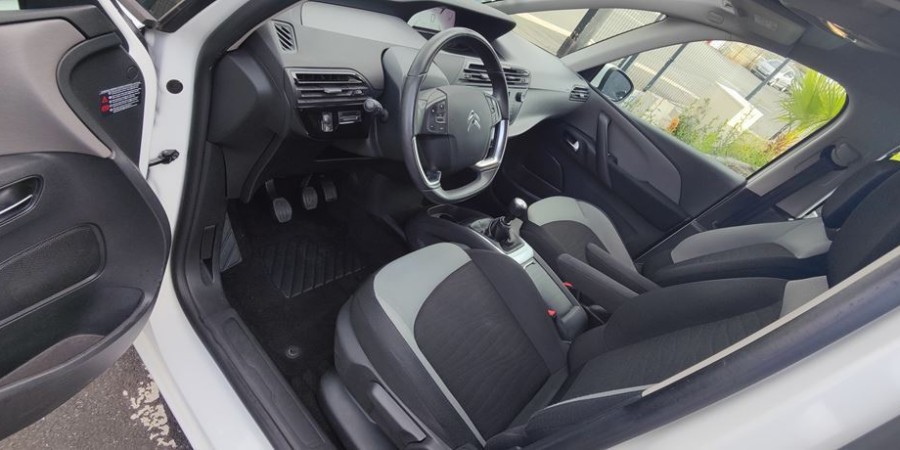 Citroën Grand C4 Picasso / ATTRACTION 1.6 BLUEHDI 120 CV