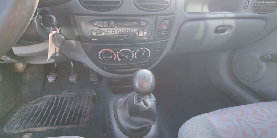 Renault Mégane 1.4 L 75 CV / CONFORT