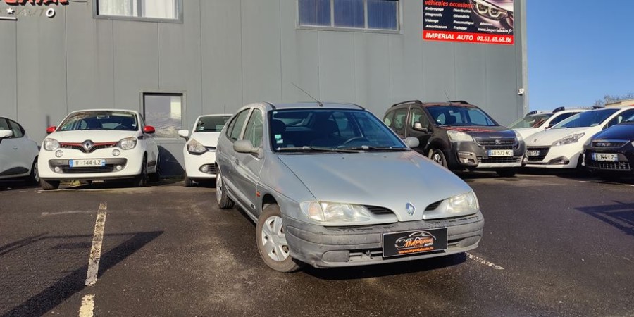 Renault Mégane 1.4 L 75 CV / CONFORT