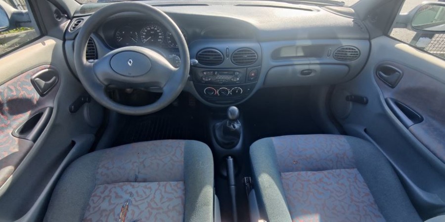 Renault Mégane 1.4 L 75 CV / CONFORT