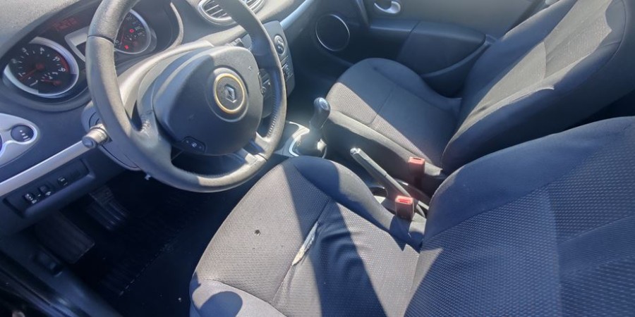 Renault Clio III Estate 1.5 DCI 85 CV / DYNAMIQUE