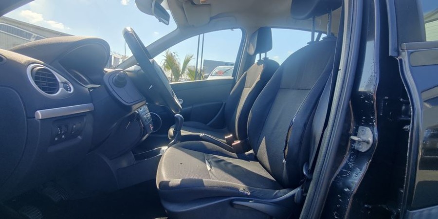 Renault Clio III Estate 1.5 DCI 85 CV / DYNAMIQUE