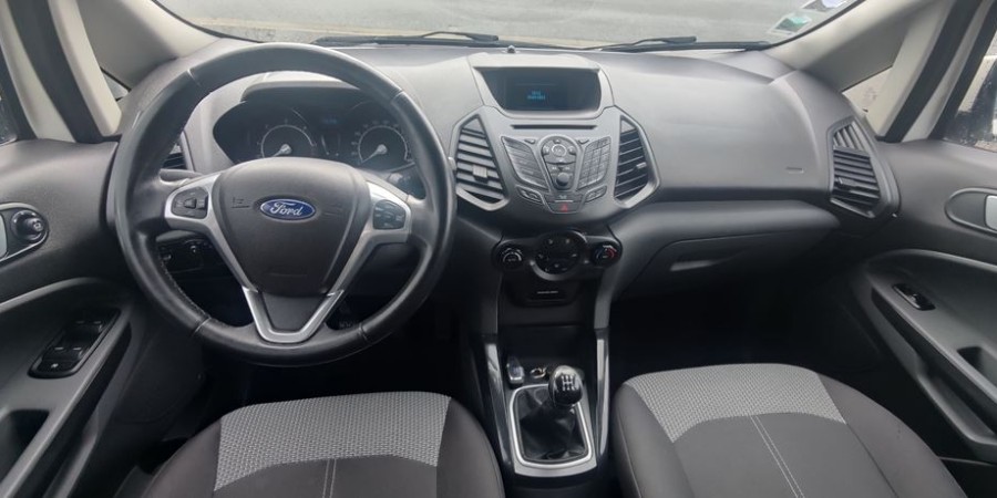 Ford EcoSport 1.5 TDCI 90 CV / TITANIUM