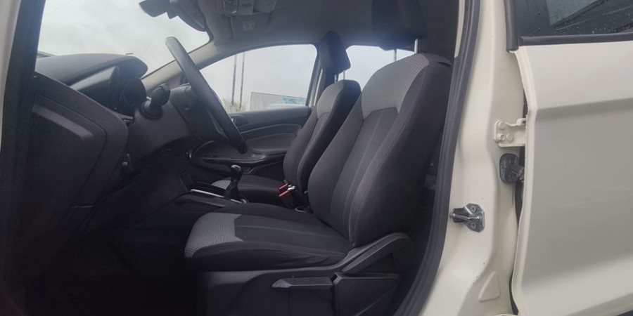 Ford EcoSport 1.5 TDCI 90 CV / TITANIUM