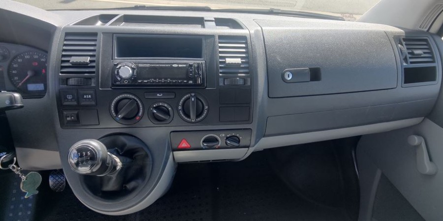 Volkswagen Transporter TRANSPORTEUR T5 CARAVELLE 9PL 2.5 TDI 130 CV / LONG PEU OPTI