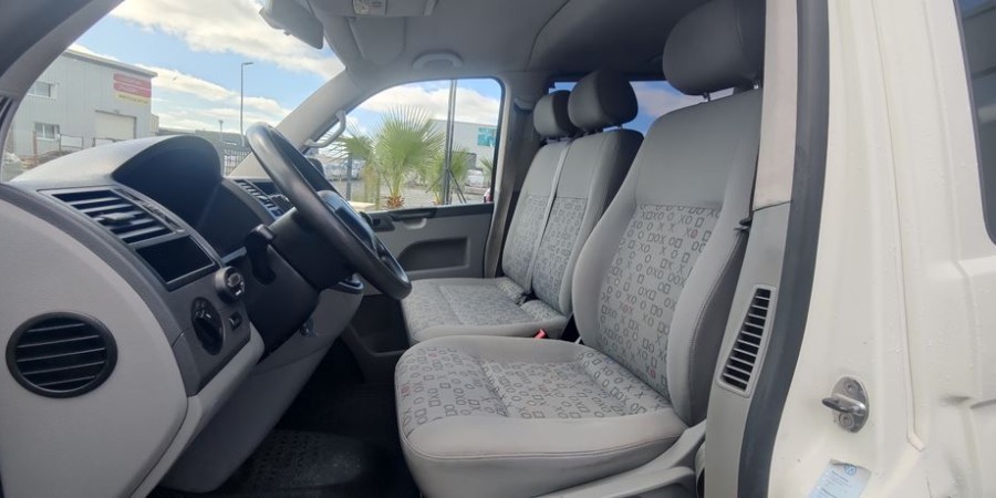 Volkswagen Transporter TRANSPORTEUR T5 CARAVELLE 9PL 2.5 TDI 130 CV / LONG PEU OPTI