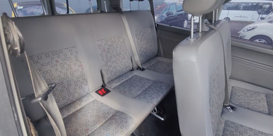 Volkswagen Transporter TRANSPORTEUR T5 CARAVELLE 9PL 2.5 TDI 130 CV / LONG PEU OPTI