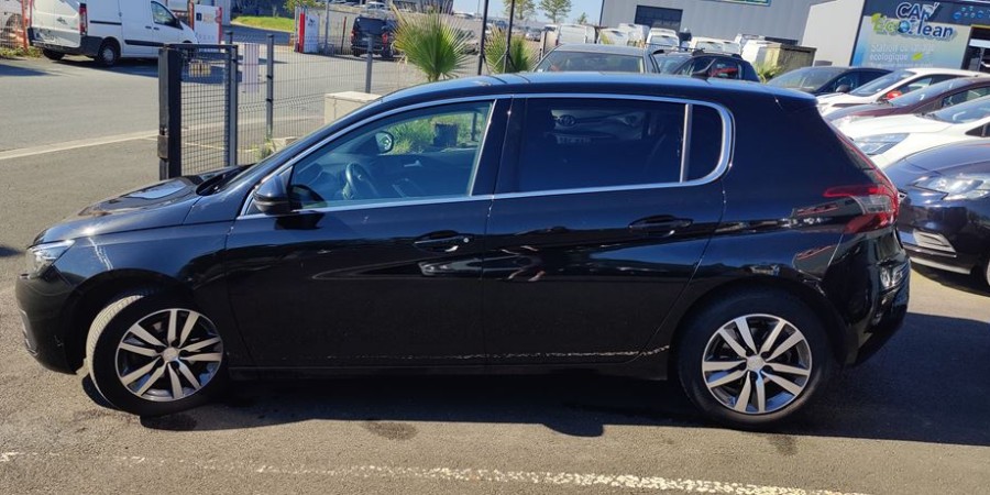 Peugeot 308 II PHASE 2 1.5 BLUE-HDI 130 EAT8 / ALLURE