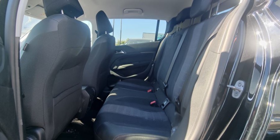 Peugeot 308 II PHASE 2 1.5 BLUE-HDI 130 EAT8 / ALLURE