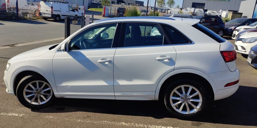 Audi Q3 2.0 TDI 150 / BUISNESS