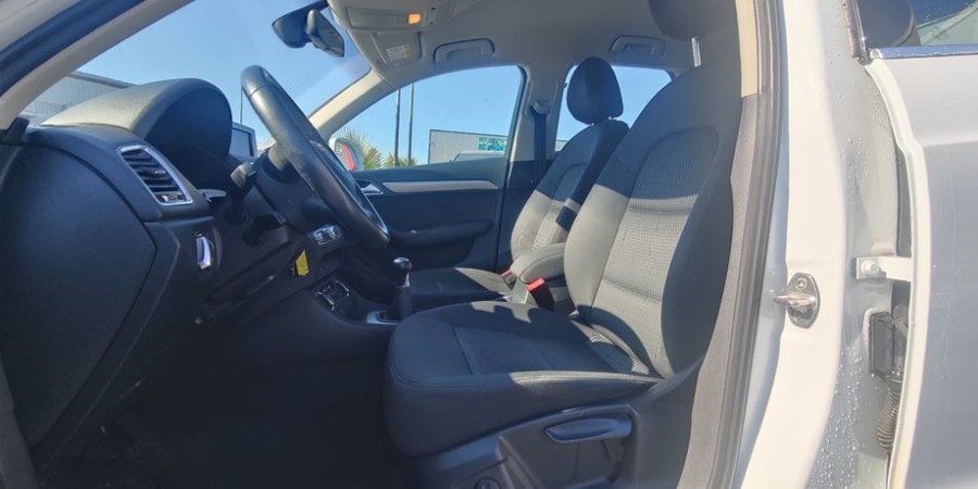 Audi Q3 2.0 TDI 150 / BUISNESS