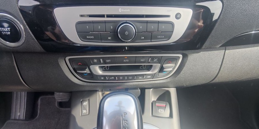 Renault Grand Scénic III EDC 1.5 DCI 110 CV / BOSE