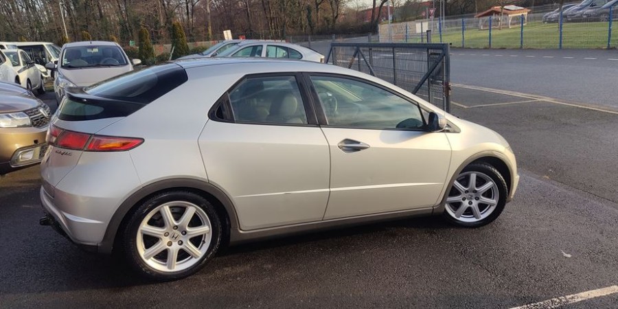 Honda Civic VIII 2.2 CTDI 140 CV / VIRTUOSE