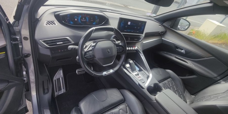 Peugeot 3008 II HYBRID4 300 E-EAT8 / GT PACK