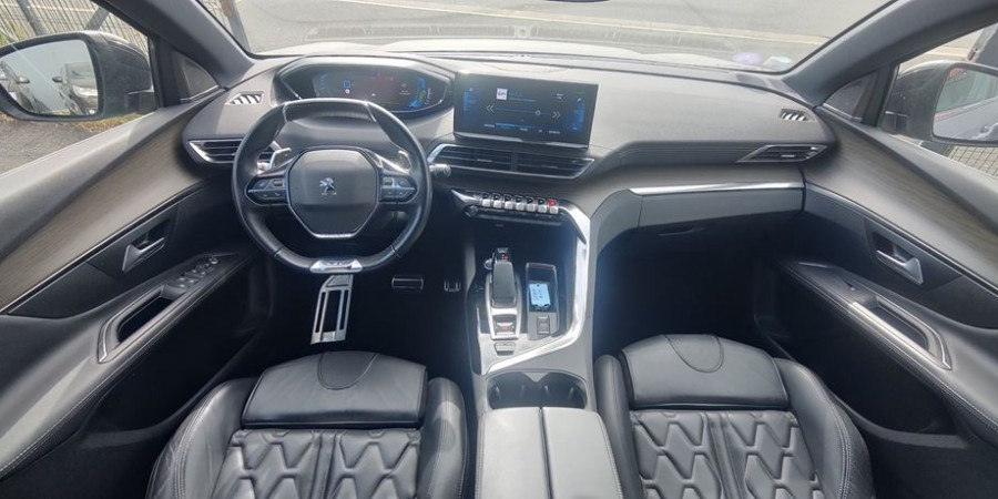 Peugeot 3008 II HYBRID4 300 E-EAT8 / GT PACK