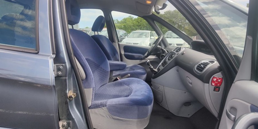 Citroën Picasso XSARA PHASE 2 1.6 I 110 / EXCLUSIVE