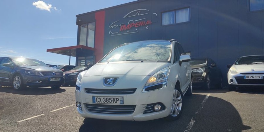 Peugeot 5008 7 PLACES ECRAN INTEGRE 2.0HDI 163 BVA6 / FELINE DISTRI NEUVE