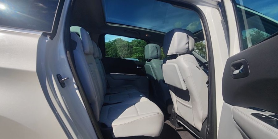 Peugeot 5008 7 PLACES ECRAN INTEGRE 2.0HDI 163 BVA6 / FELINE DISTRI NEUVE