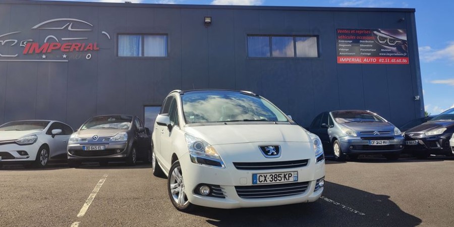 Peugeot 5008 7 PLACES ECRAN INTEGRE 2.0HDI 163 BVA6 / FELINE DISTRI NEUVE