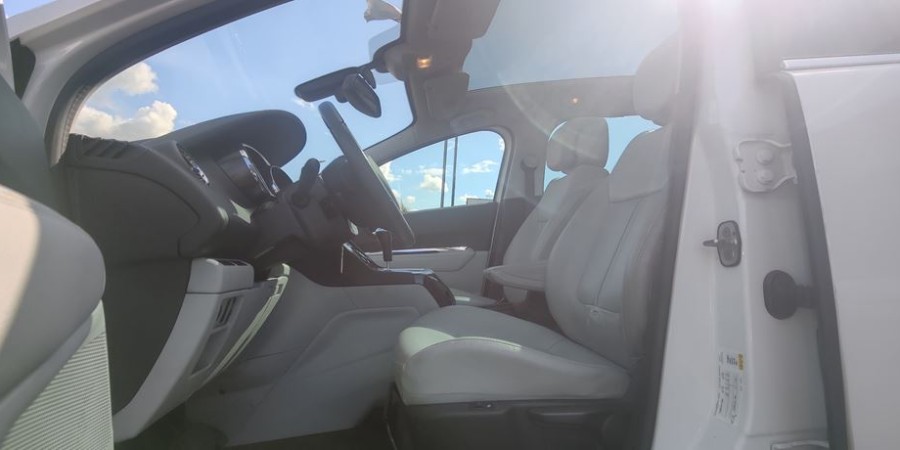 Peugeot 5008 7 PLACES ECRAN INTEGRE 2.0HDI 163 BVA6 / FELINE DISTRI NEUVE