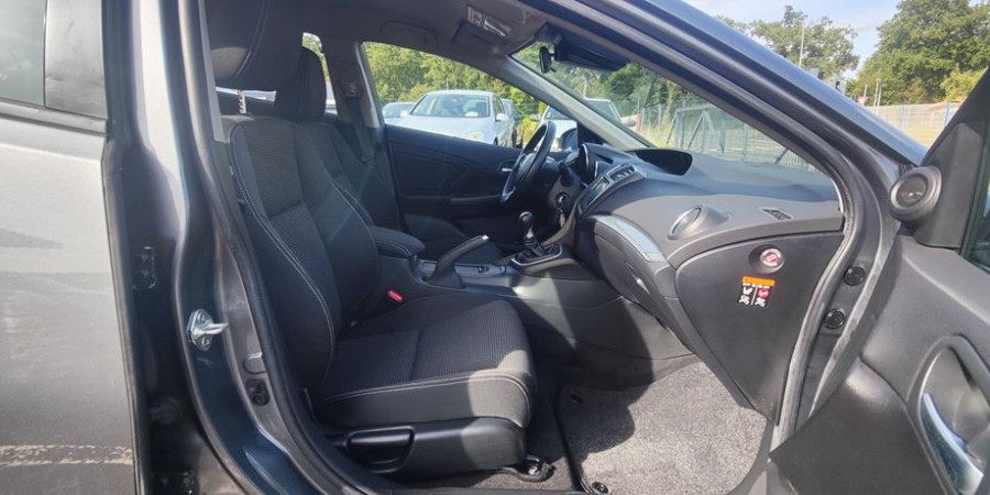 Honda Civic VIII PHASE 2 1.6 I-DTEC 120 CV / EXECUTIVE
