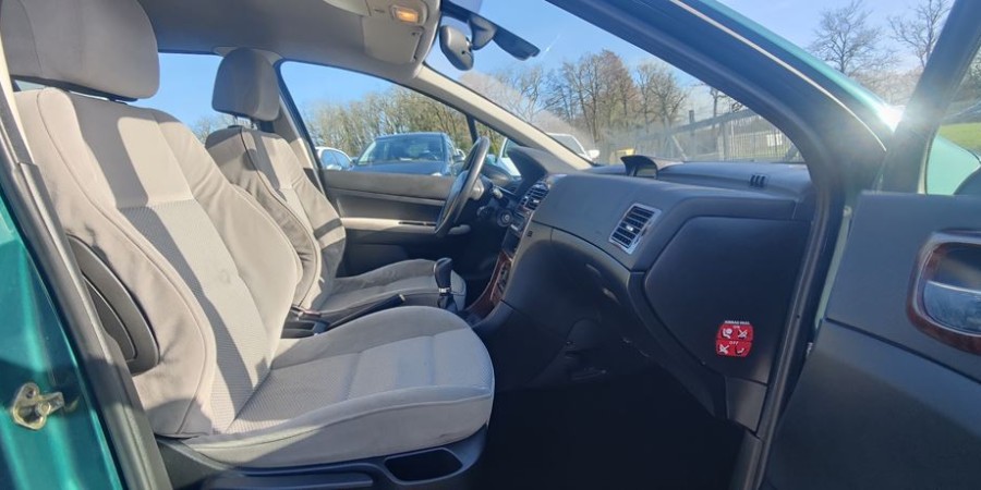 Peugeot 307 1.6 HDI 110 CV / PACK EXECUTIVE
