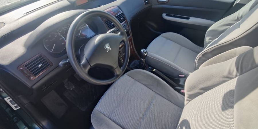 Peugeot 307 1.6 HDI 110 CV / PACK EXECUTIVE